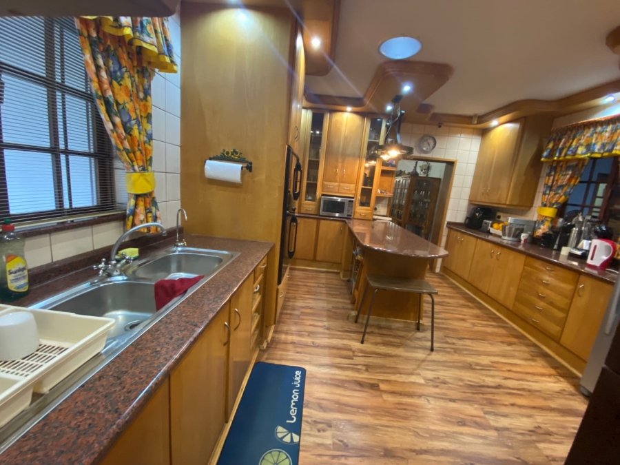 3 Bedroom Property for Sale in Protea Park North West